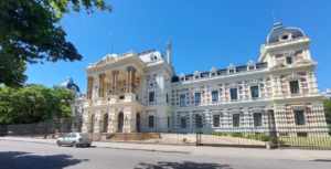 Aguinaldo en provincia. Casa de gobierno de la Provincia de Buenos Aires